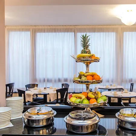 프레지던트 4* 비아레지오