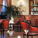Hotel President