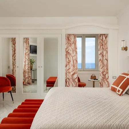 Hotel President