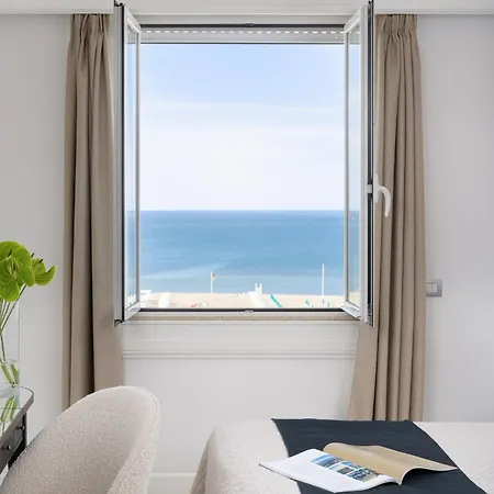 Hotel President