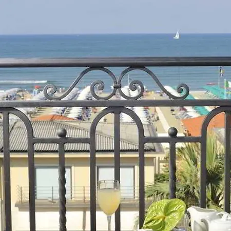 Hotel President Viareggio