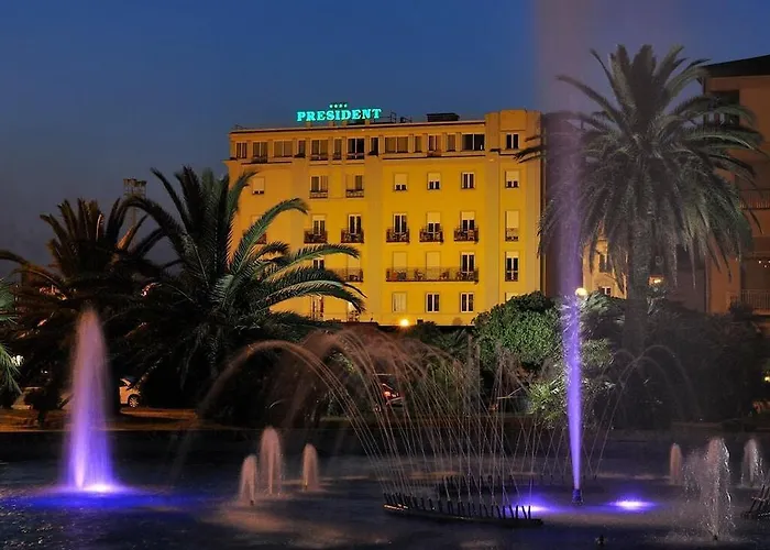 فندق President فياريجيو